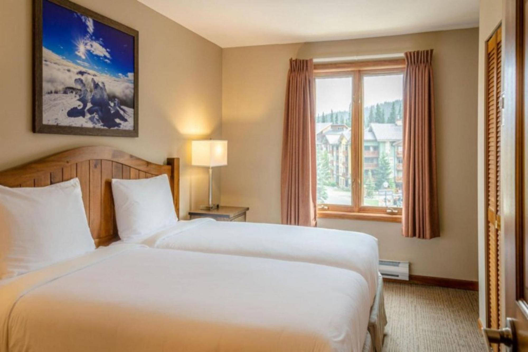 Cahilty Lodge Sun Peaks Exteriér fotografie