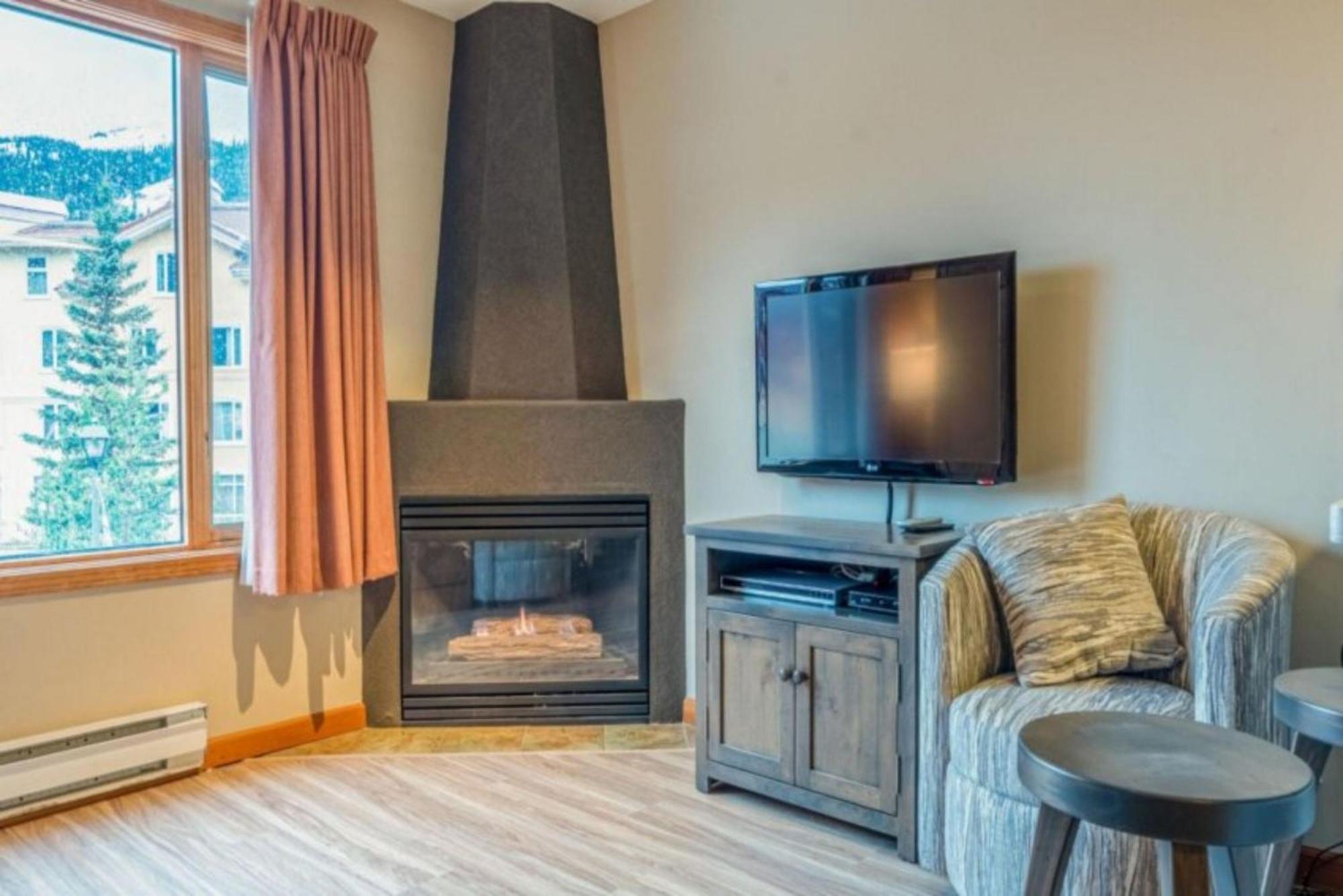 Cahilty Lodge Sun Peaks Exteriér fotografie